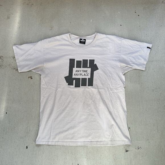 Undefeated Make Trouble T-Shirt Large Short Sleeve "AnyTime Any Place" Logo - Picture 1 of 3